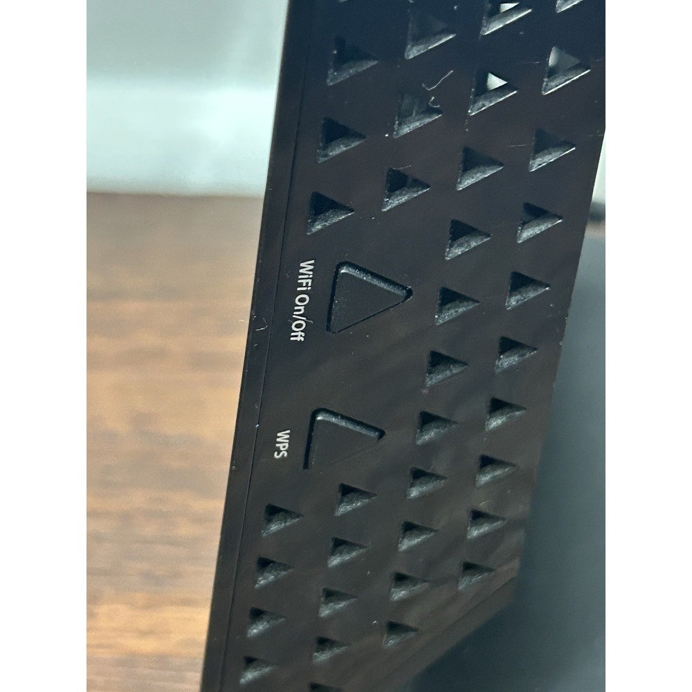 Netgear R6200v2 w/power supply R6200 Smart WiFi Router Bundle - Picture 11 of 16
